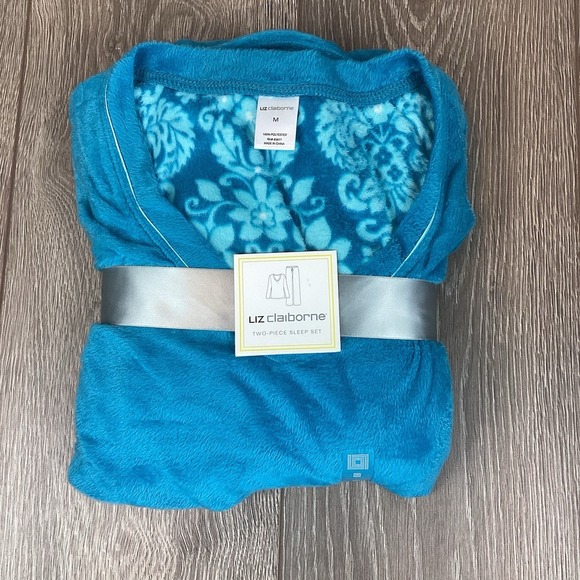 Liz Claiborne Other - Liz Claiborne 2 Piece Sleep Set Blue Warm Soft‎ Women's Long Sleeve M Pants